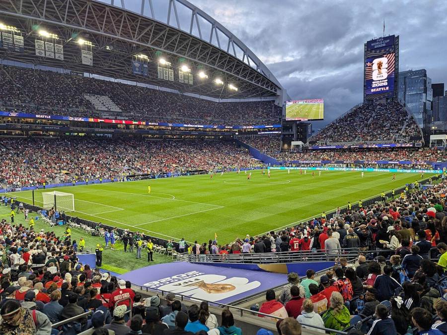 西班牙 比赛日看台与球迷